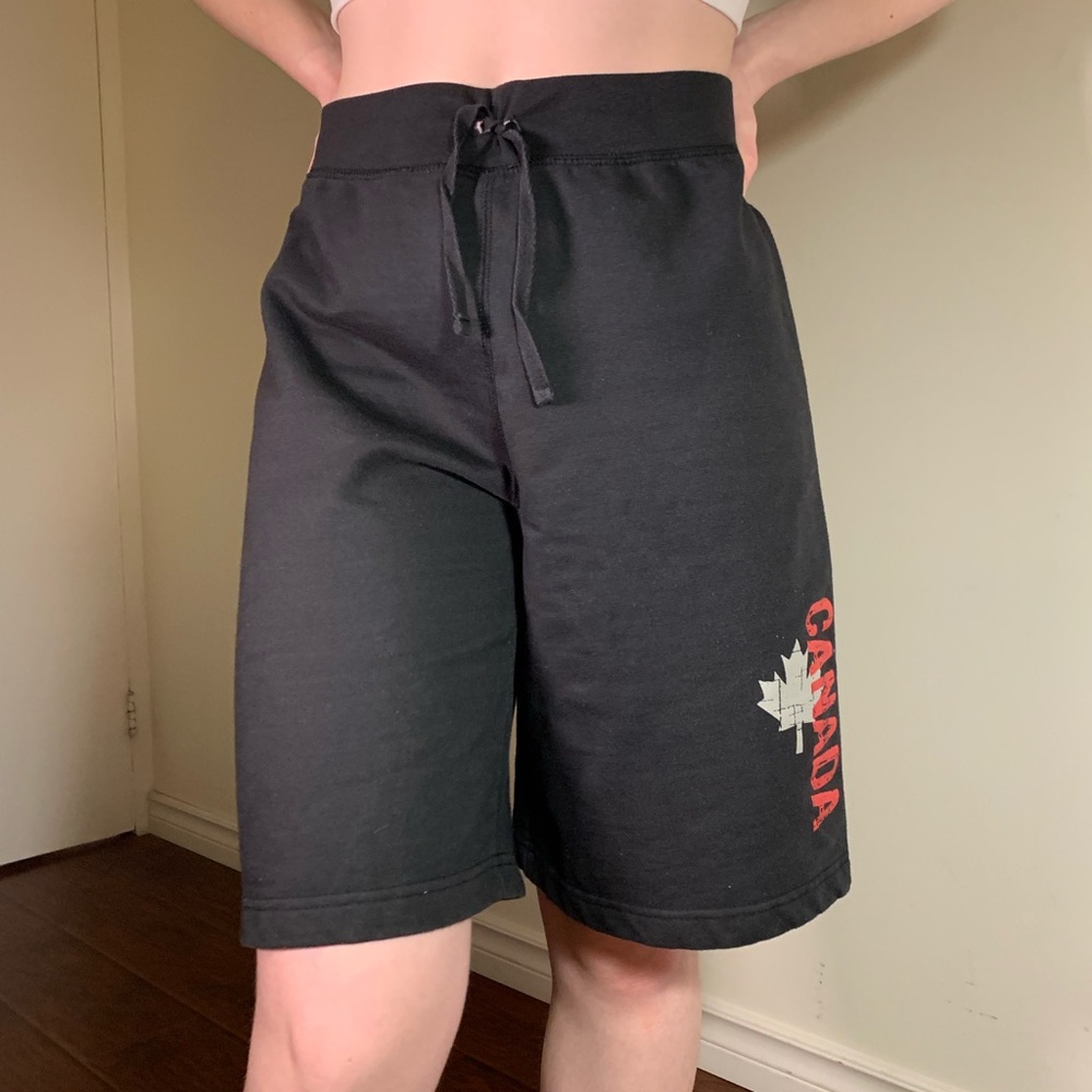 Knee shorts
